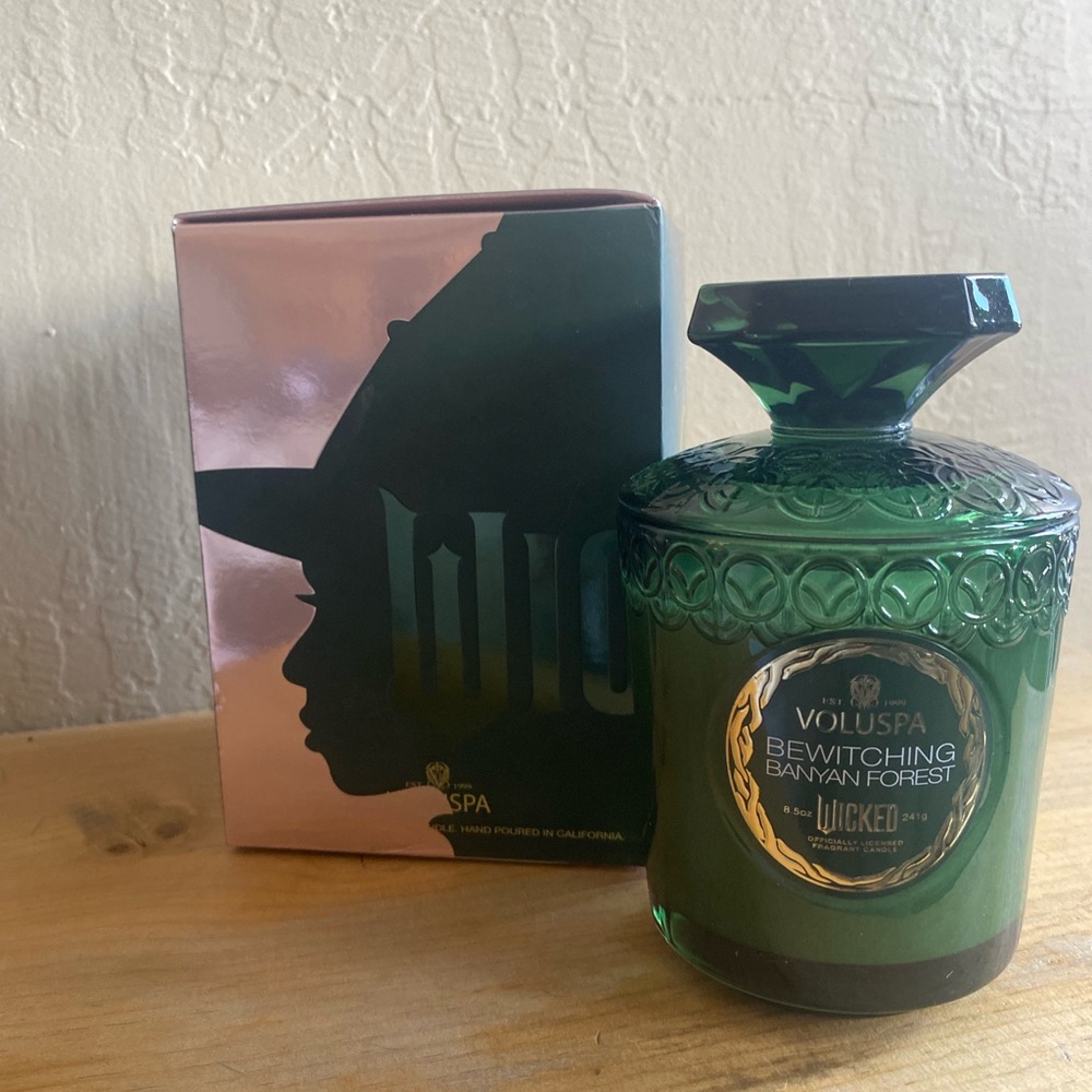 Voluspa Bewitching Banyan Forest Candle Wicked Elphaba Candle